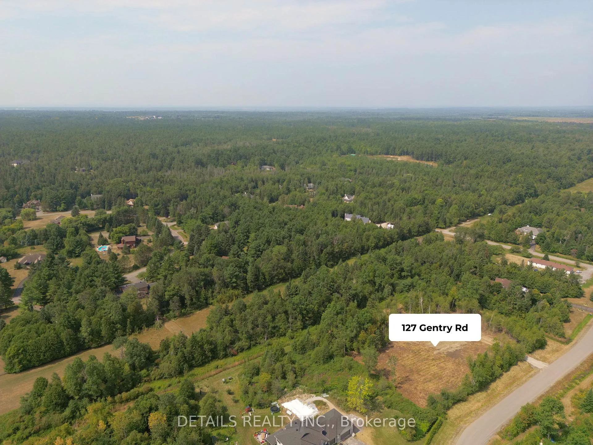 Photo 11 of 127 Gentry Road, Ottawa, Huntley Ward (South West) — HOMEH