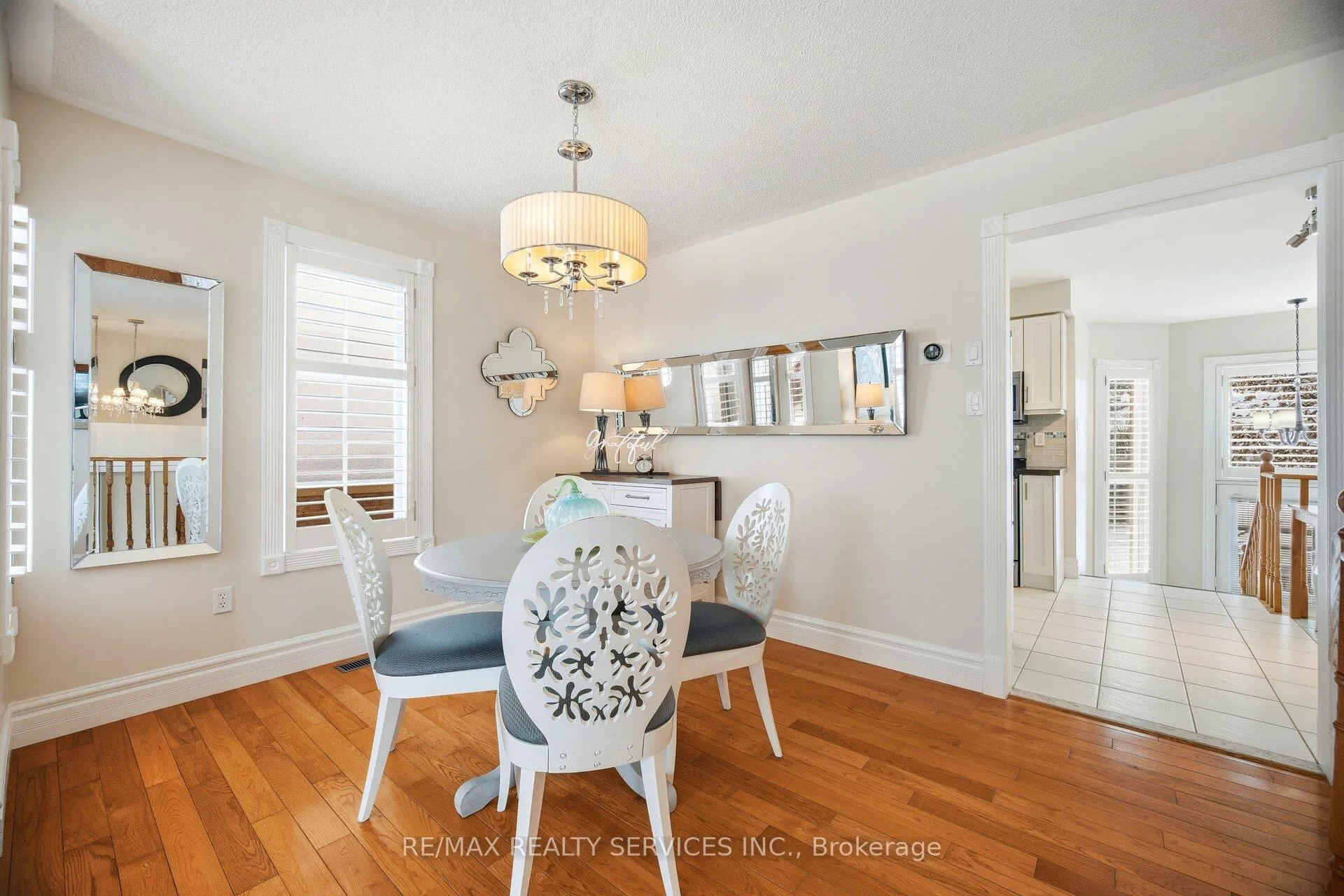Photo 9 of 26 Hamilton Crescent, Halton Hills, Georgetown — HOMEH
