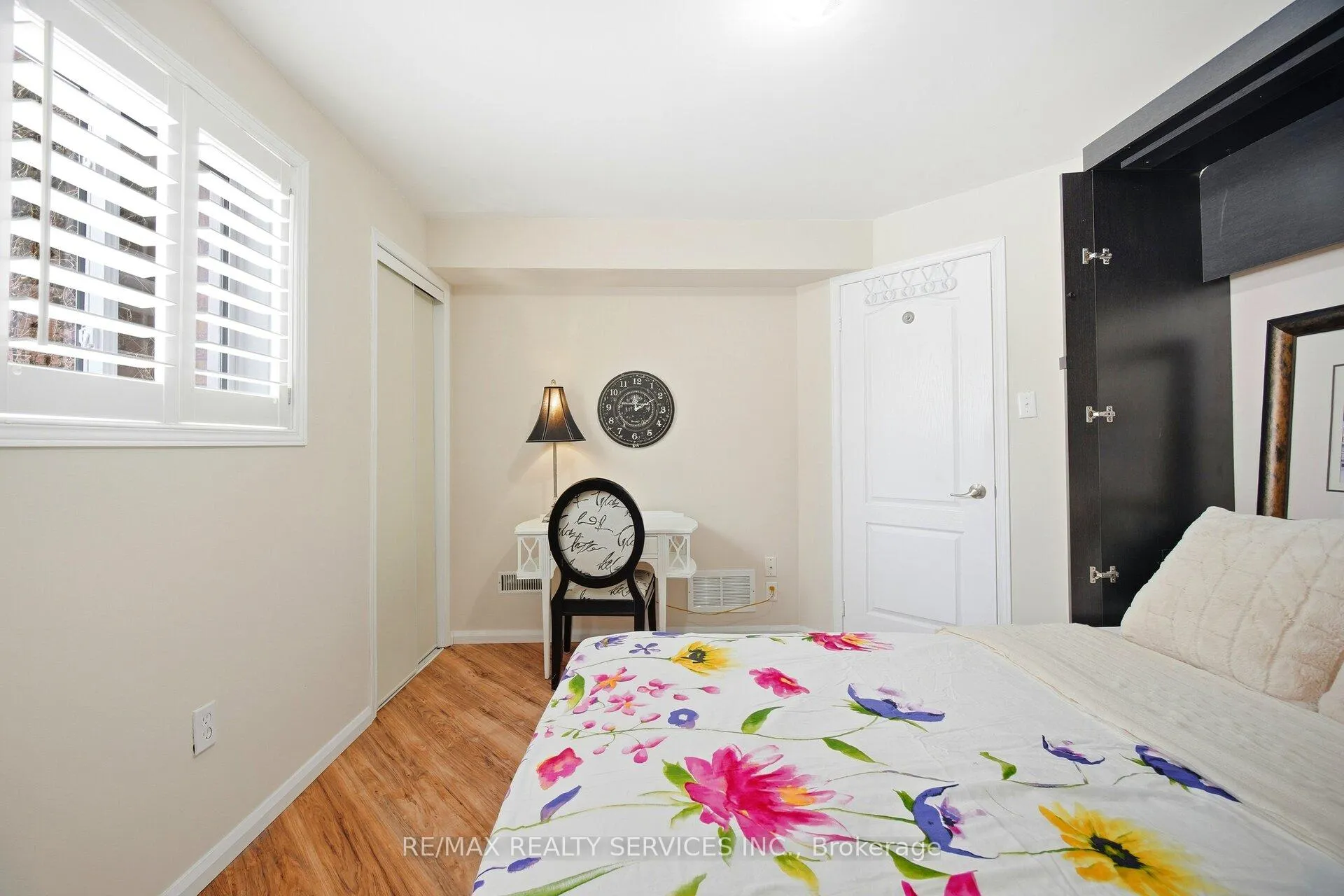 Photo 29 of 26 Hamilton Crescent, Halton Hills, Georgetown — HOMEH