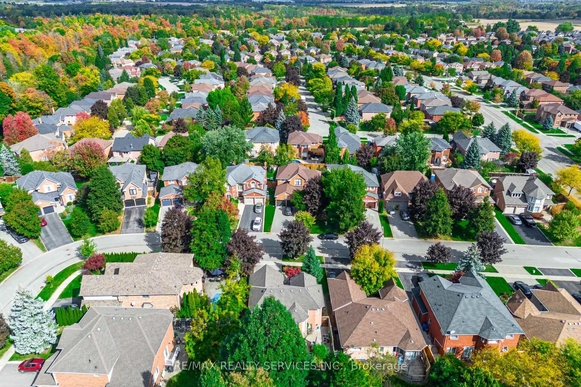 Photo 47 of 26 Hamilton Crescent, Halton Hills, Georgetown — HOMEH