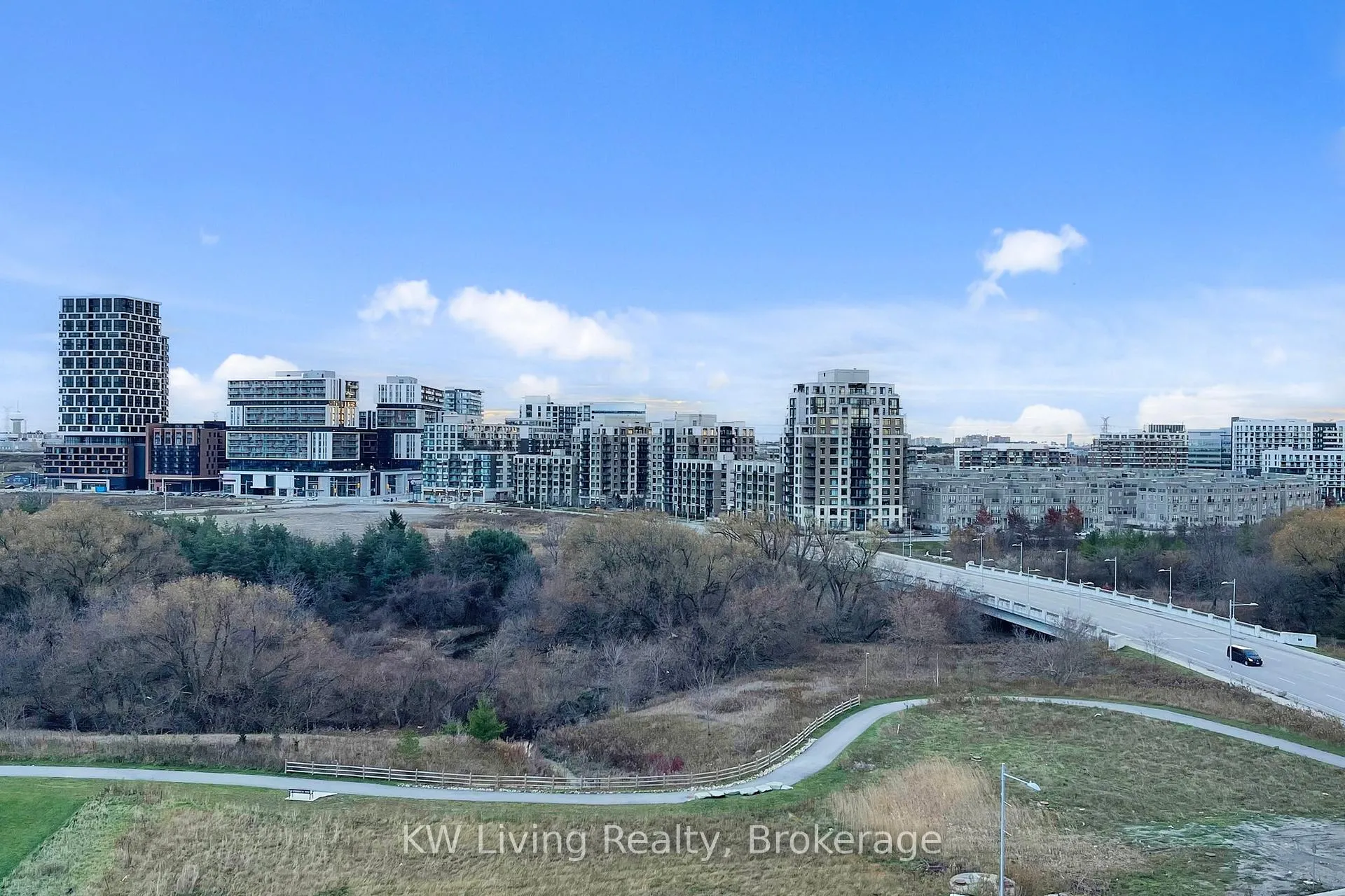 Photo 9 of Unit 1005, 18 Water Walk Drive, Markham, Unionville — HOMEH