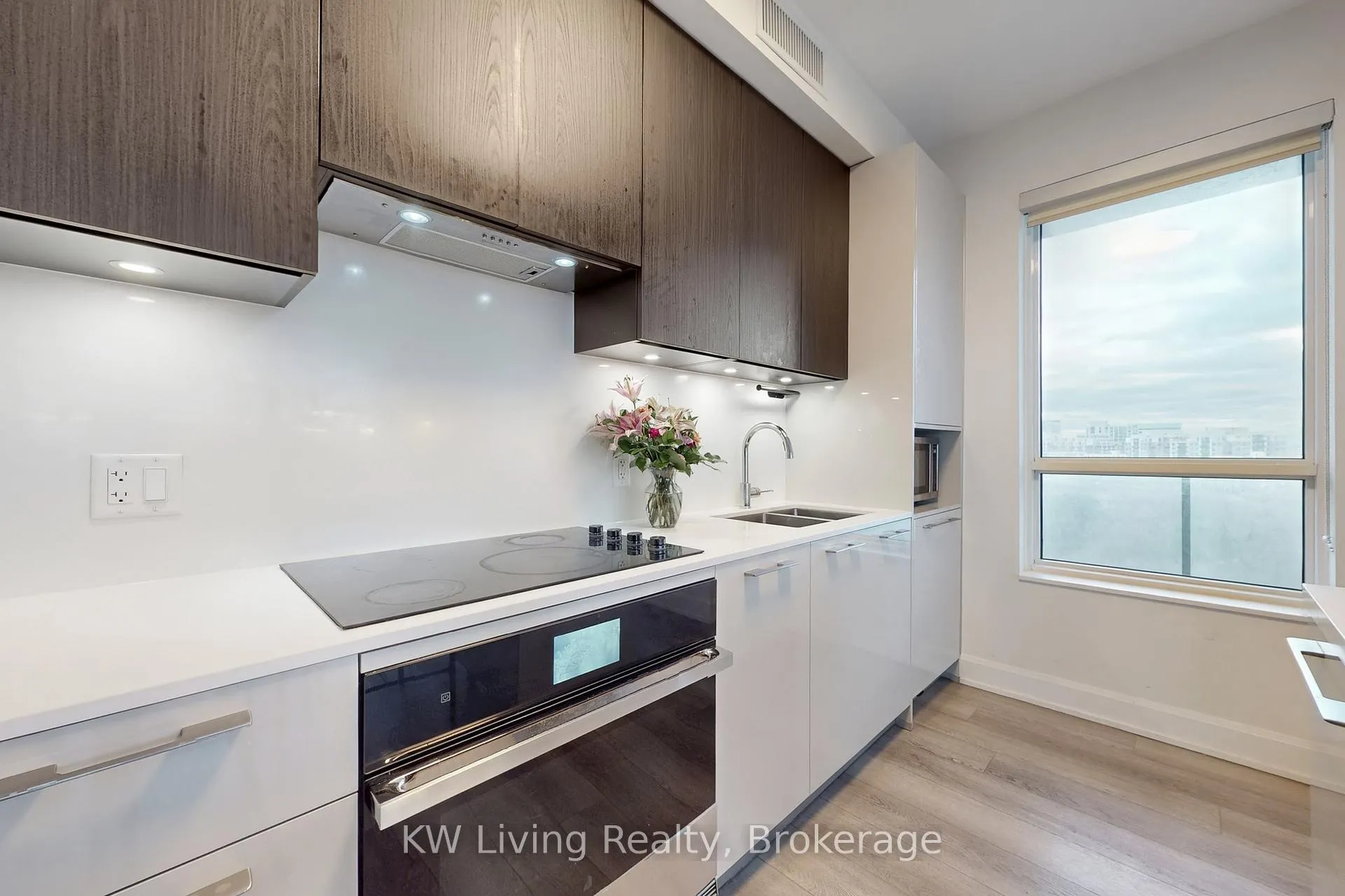 Photo 25 of Unit 1005, 18 Water Walk Drive, Markham, Unionville — HOMEH