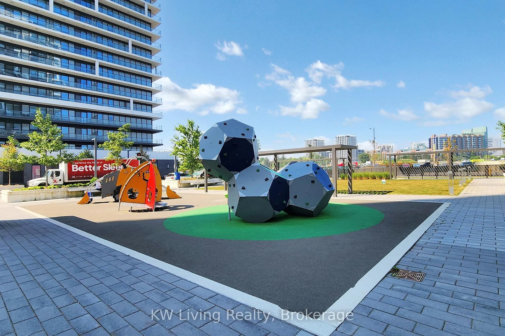 Photo 30 of Unit 1005, 18 Water Walk Drive, Markham, Unionville — HOMEH
