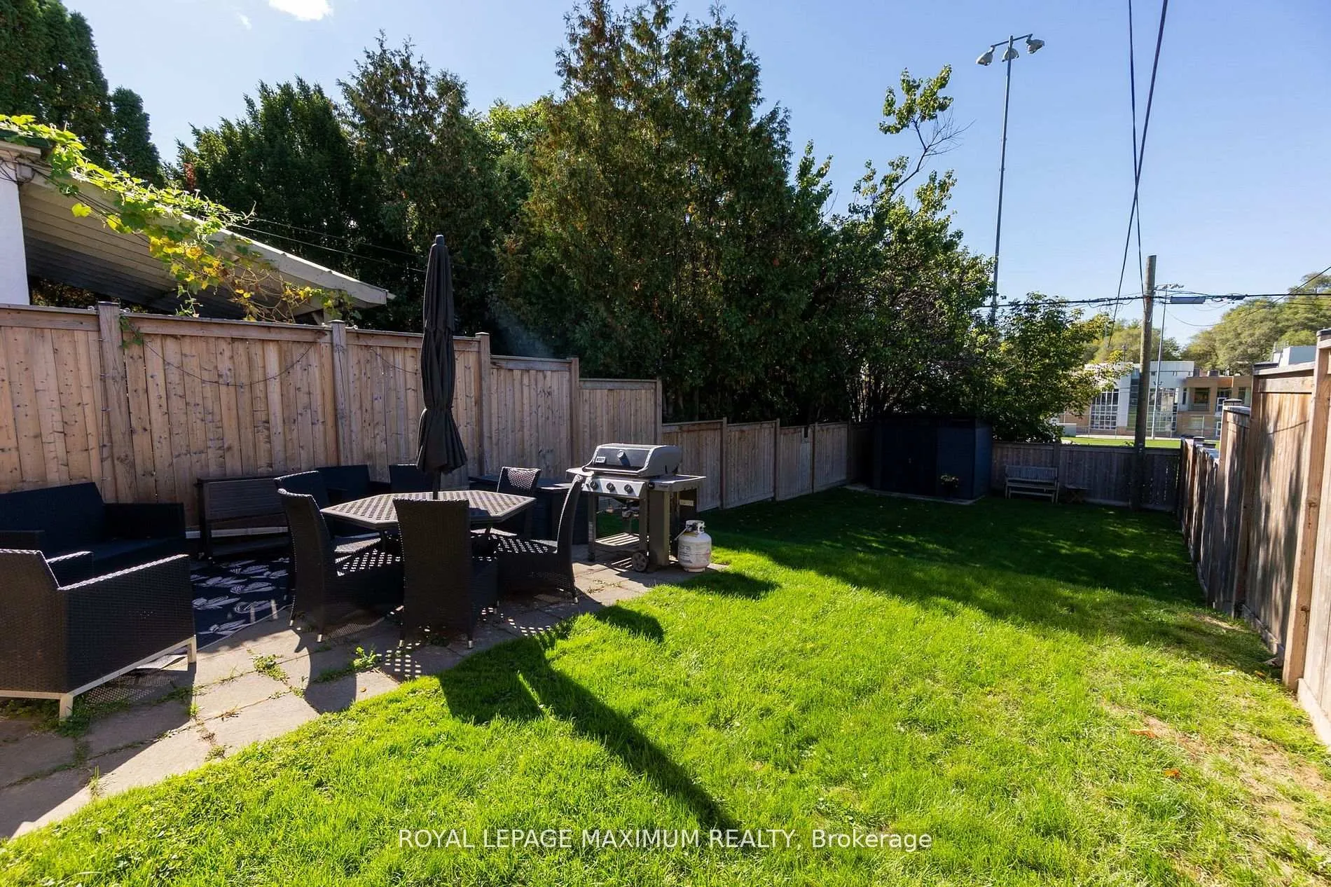Photo 30 of 572 Northcliffe Boulevard, Toronto, Oakwood Village — HOMEH