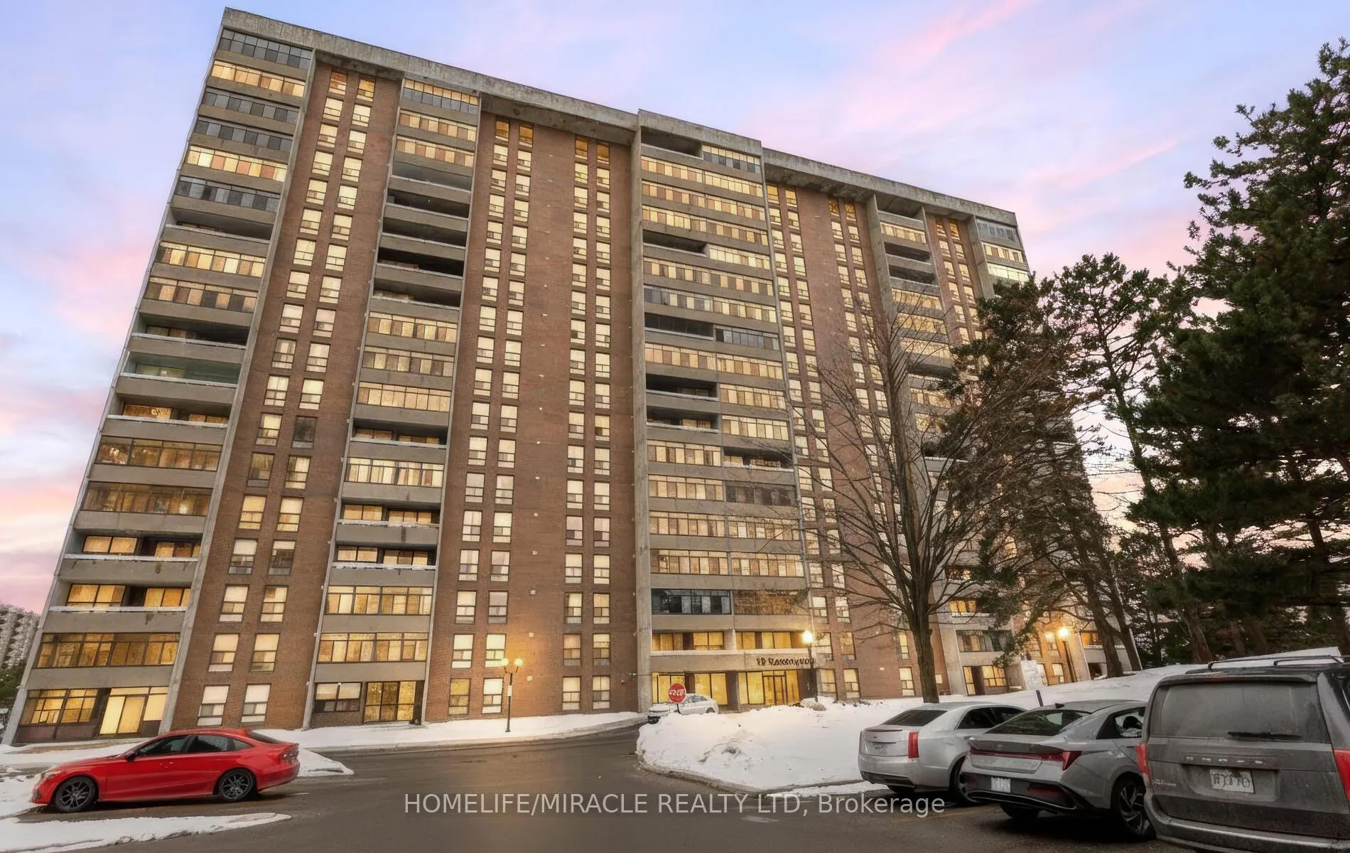 Photo 1 of Unit 1102, 15 Kensington Road, Brampton, Queen Street Corridor — HOMEH