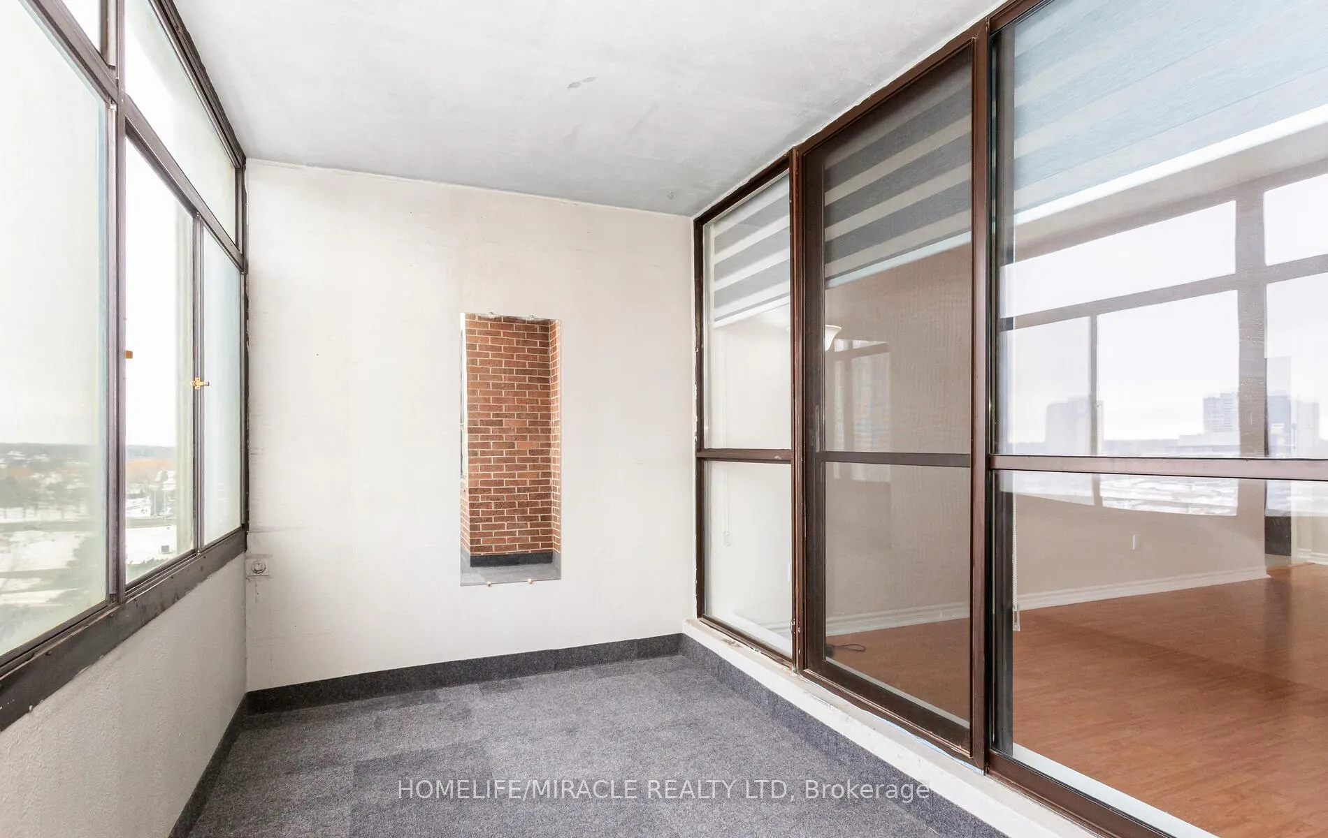 Photo 7 of Unit 1102, 15 Kensington Road, Brampton, Queen Street Corridor — HOMEH