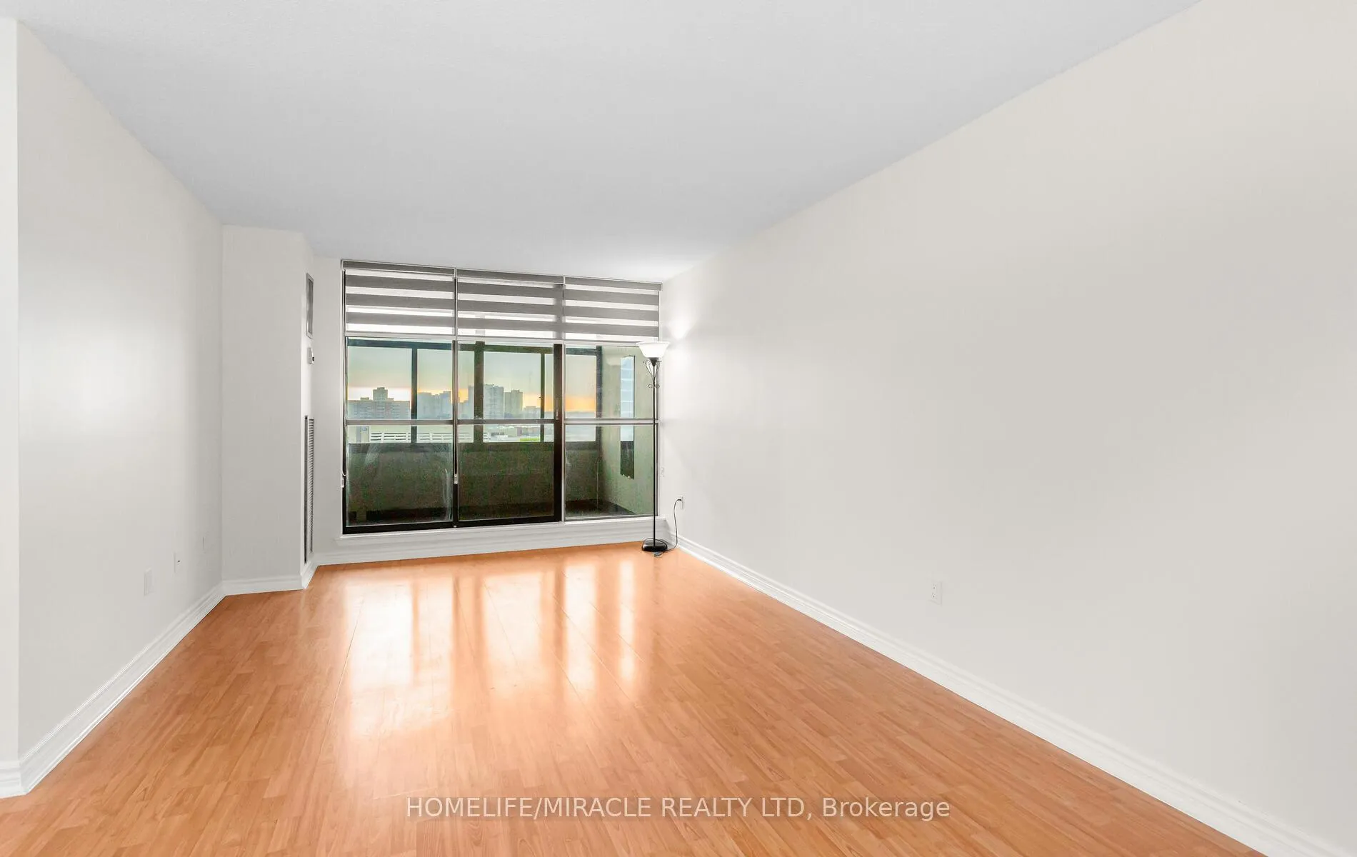 Photo 12 of Unit 1102, 15 Kensington Road, Brampton, Queen Street Corridor — HOMEH
