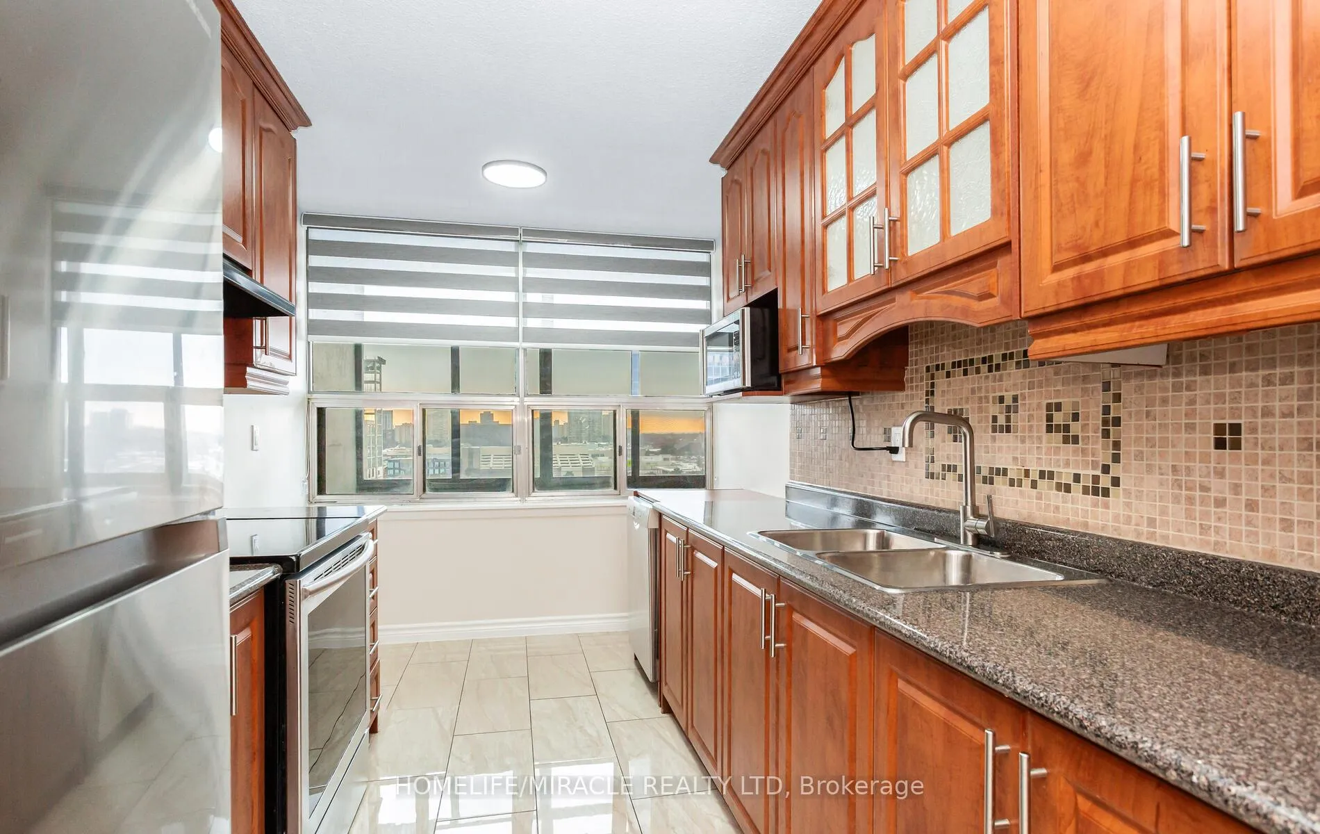 Photo 13 of Unit 1102, 15 Kensington Road, Brampton, Queen Street Corridor — HOMEH