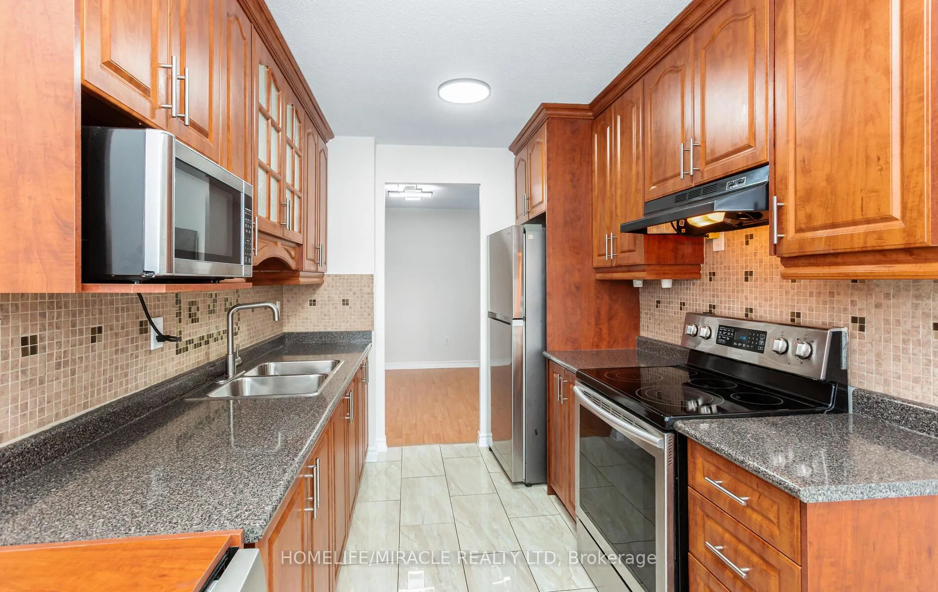 Photo 20 of Unit 1102, 15 Kensington Road, Brampton, Queen Street Corridor — HOMEH