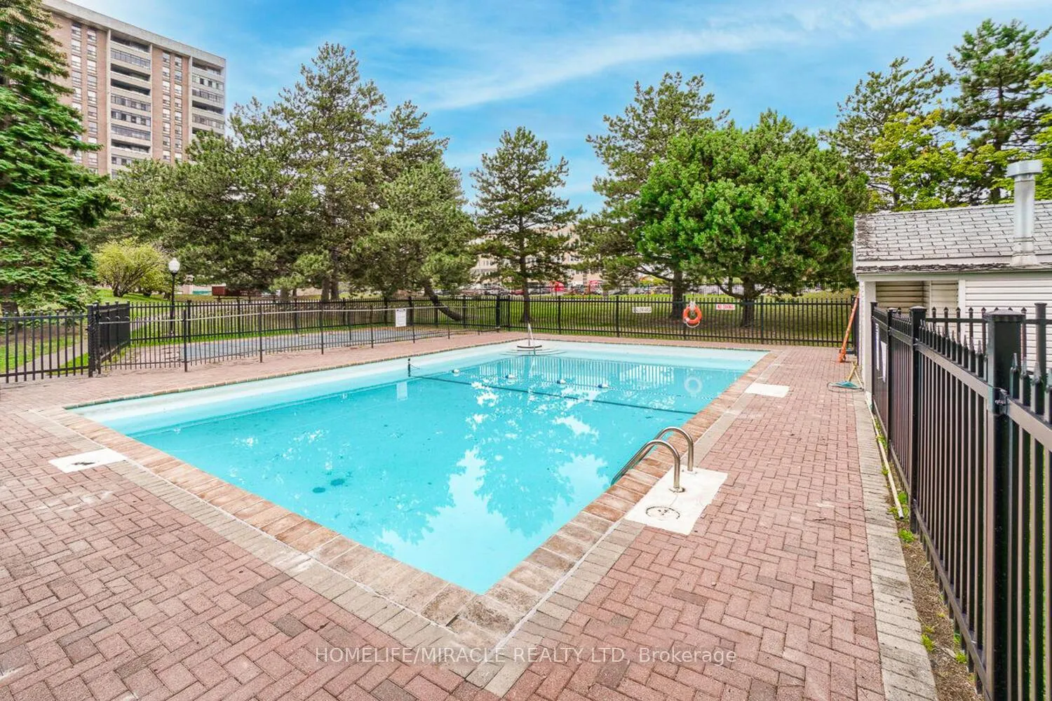 Photo 37 of Unit 1102, 15 Kensington Road, Brampton, Queen Street Corridor — HOMEH