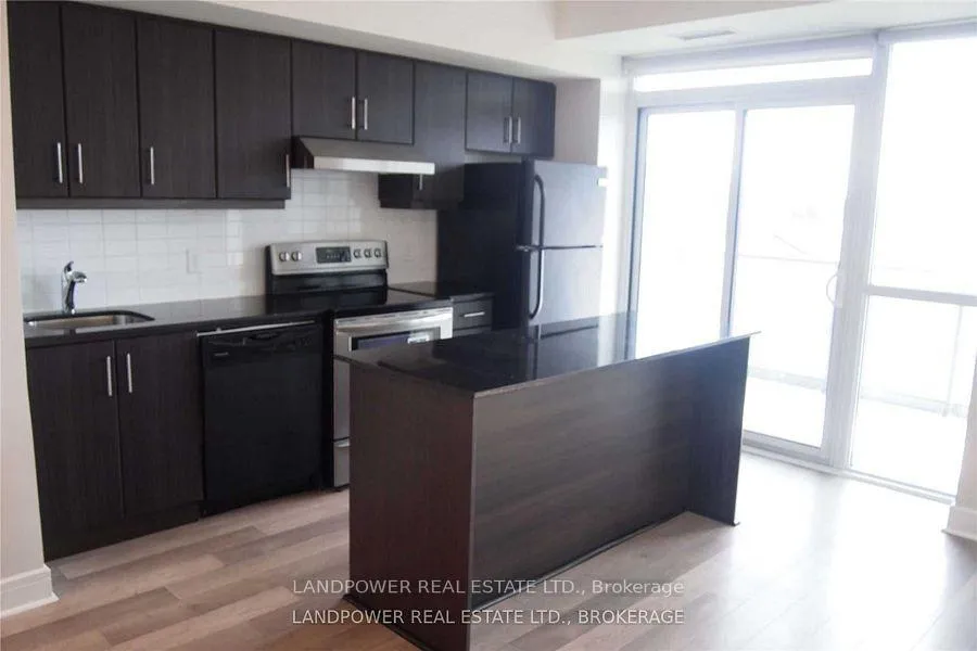 Photo 2 of Unit 512, 35 Brian Peck Crescent, Toronto, Thorncliffe Park — HOMEH