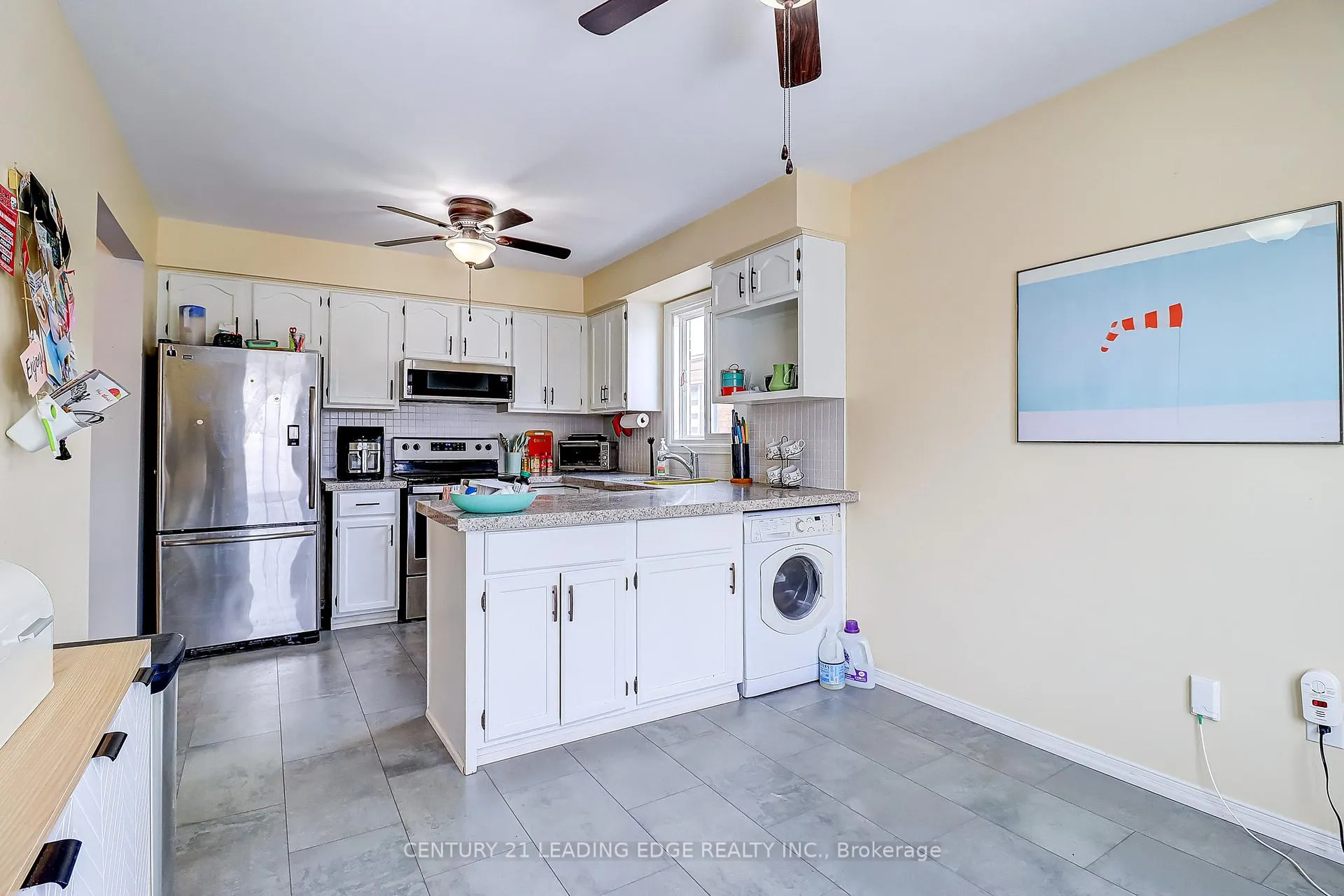 Photo 7 of Unit Upper, 55 Mccrimmon Crescent, Clarington, Bowmanville — HOMEH