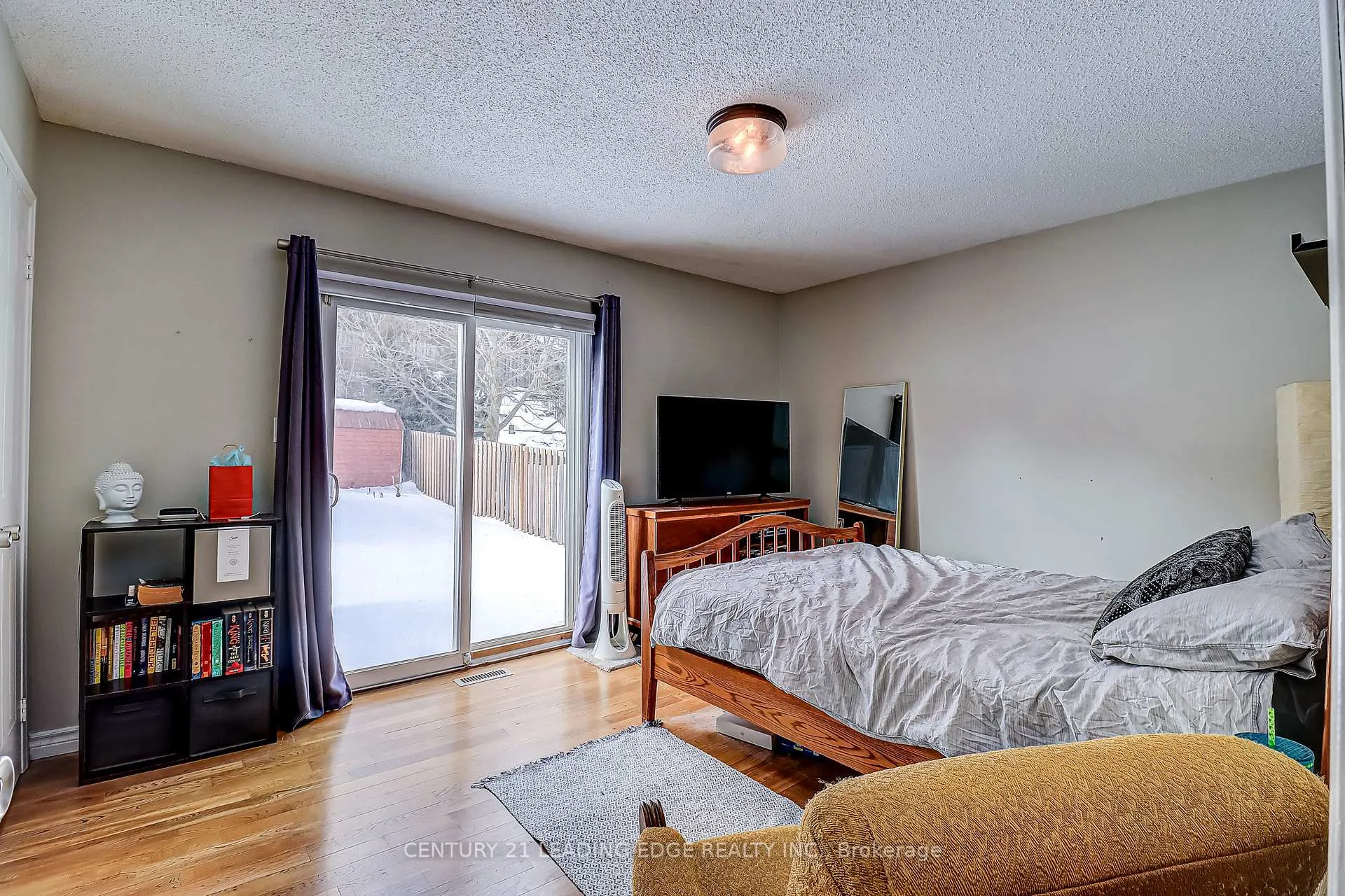 Photo 10 of Unit Upper, 55 Mccrimmon Crescent, Clarington, Bowmanville — HOMEH