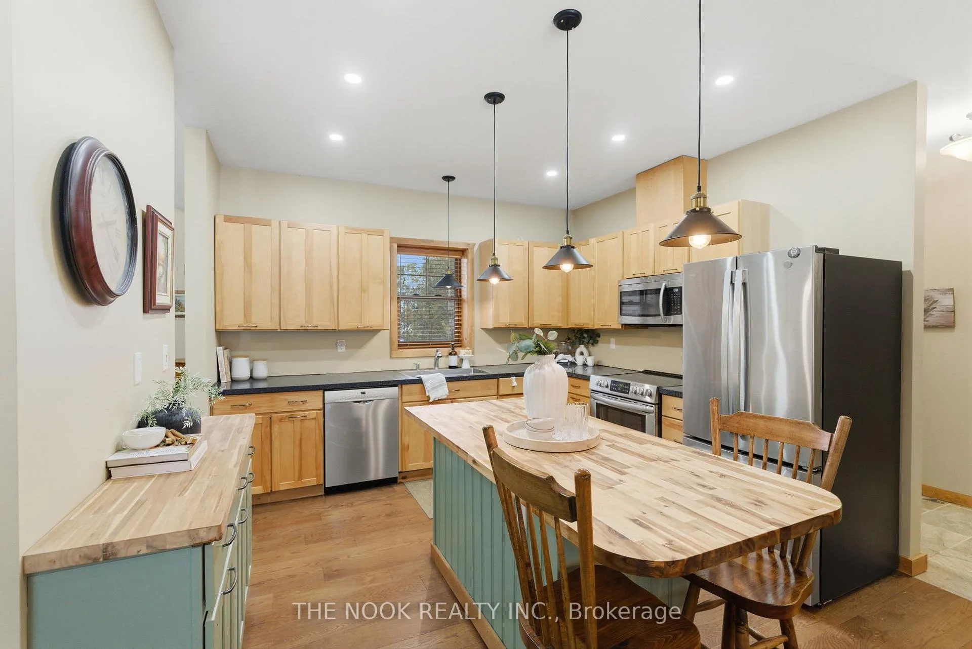 Photo 14 of 5174 Shore Road, Hamilton Township, Rural Hamilton — HOMEH