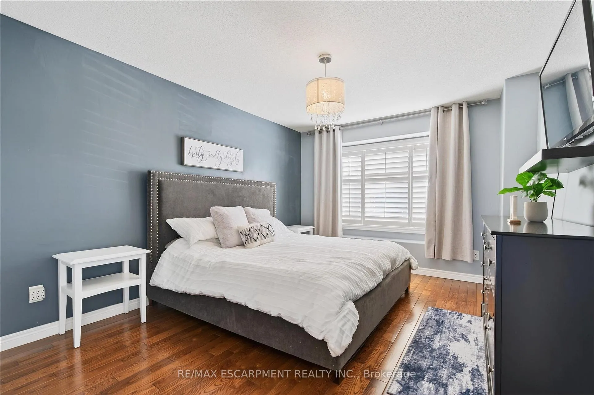 Photo 15 of 186 Great Oak Trail, Hamilton, Binbrook — HOMEH