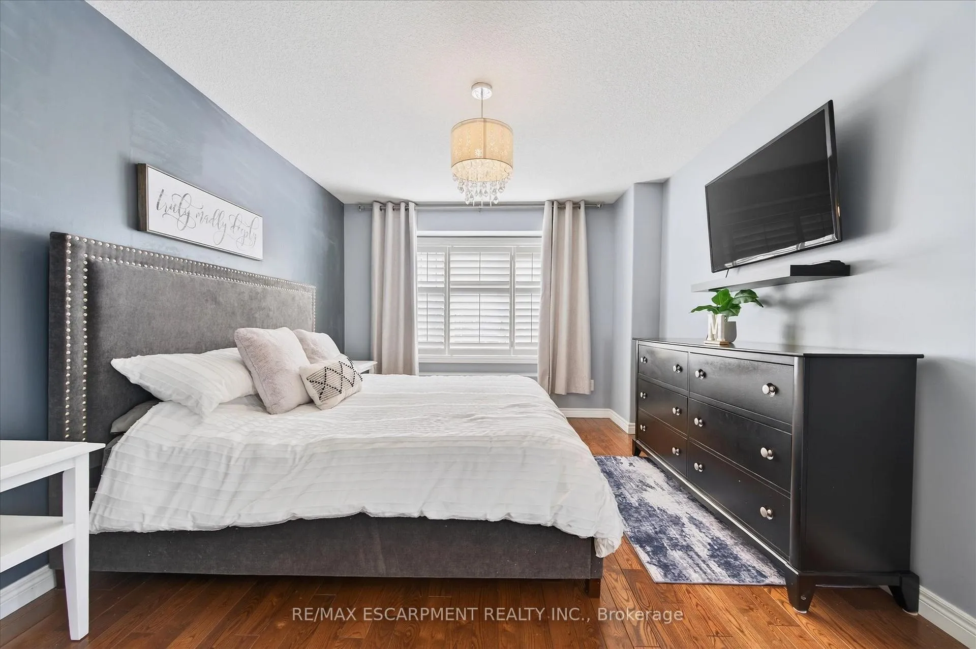 Photo 20 of 186 Great Oak Trail, Hamilton, Binbrook — HOMEH
