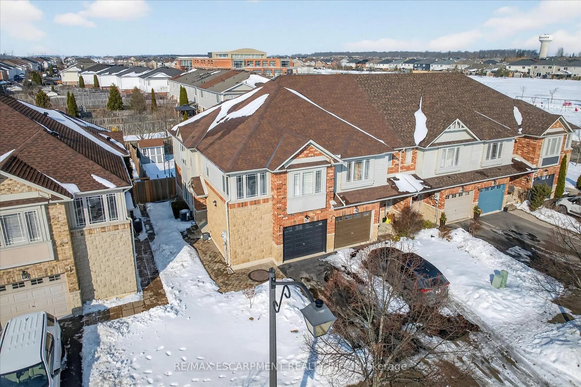 Photo 35 of 186 Great Oak Trail, Hamilton, Binbrook — HOMEH