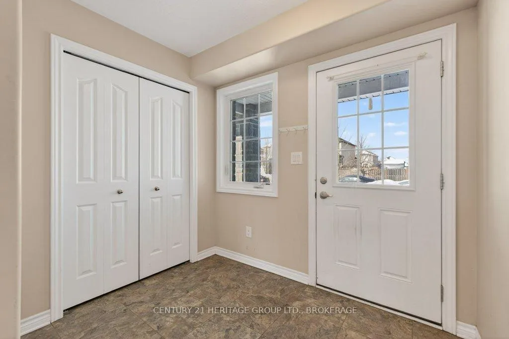 Photo 5 of 1431 Kendal Avenue, Kingston, City Northwest — HOMEH