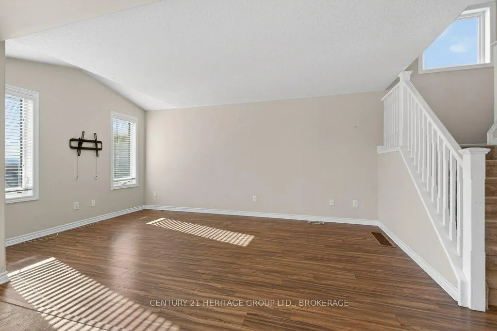 Photo 10 of 1431 Kendal Avenue, Kingston, City Northwest — HOMEH
