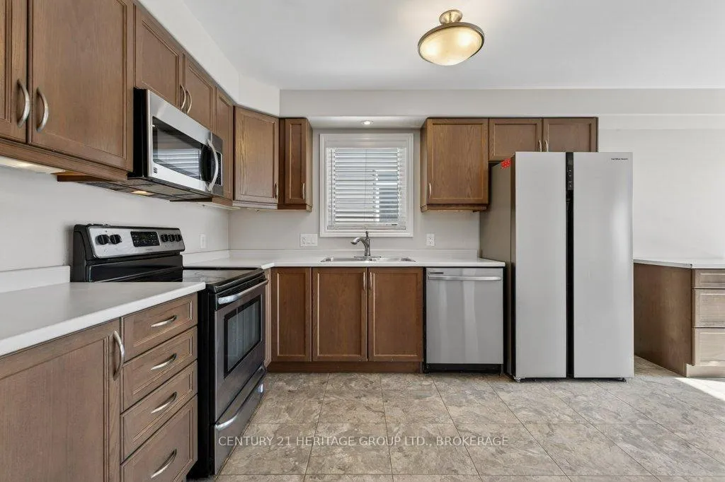 Photo 16 of 1431 Kendal Avenue, Kingston, City Northwest — HOMEH