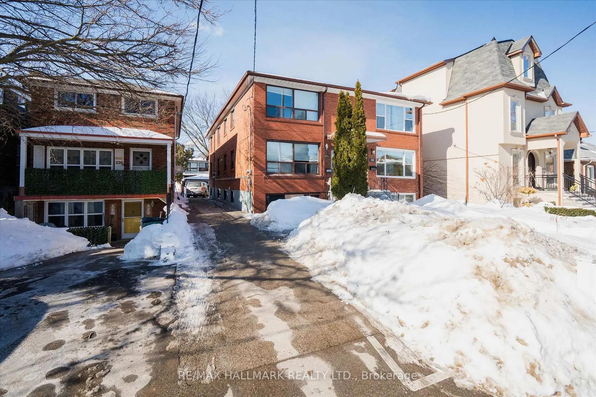 Photo of Unit Lower, 224 Pickering Street