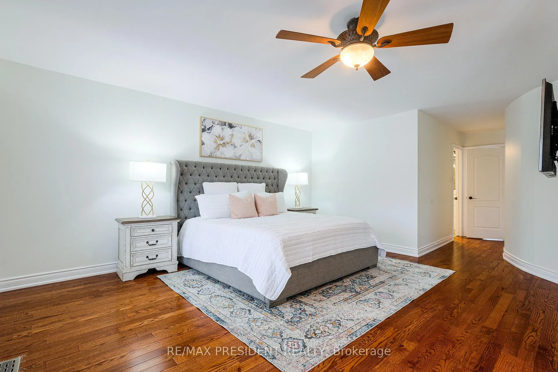 Photo 37 of 42 Mount Forest Drive, Brampton, Heart Lake West — HOMEH