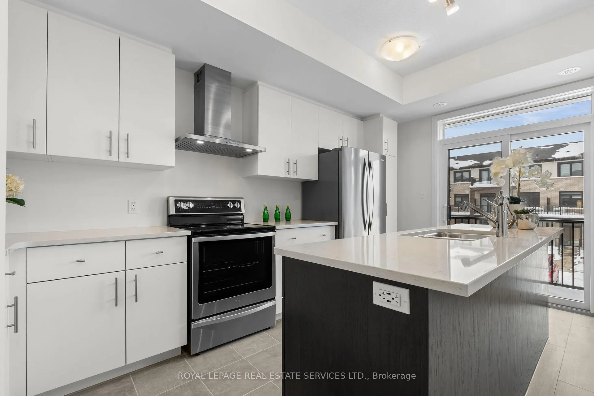 Photo 17 of 30 Thatcher Drive, Guelph, Kortright East — HOMEH
