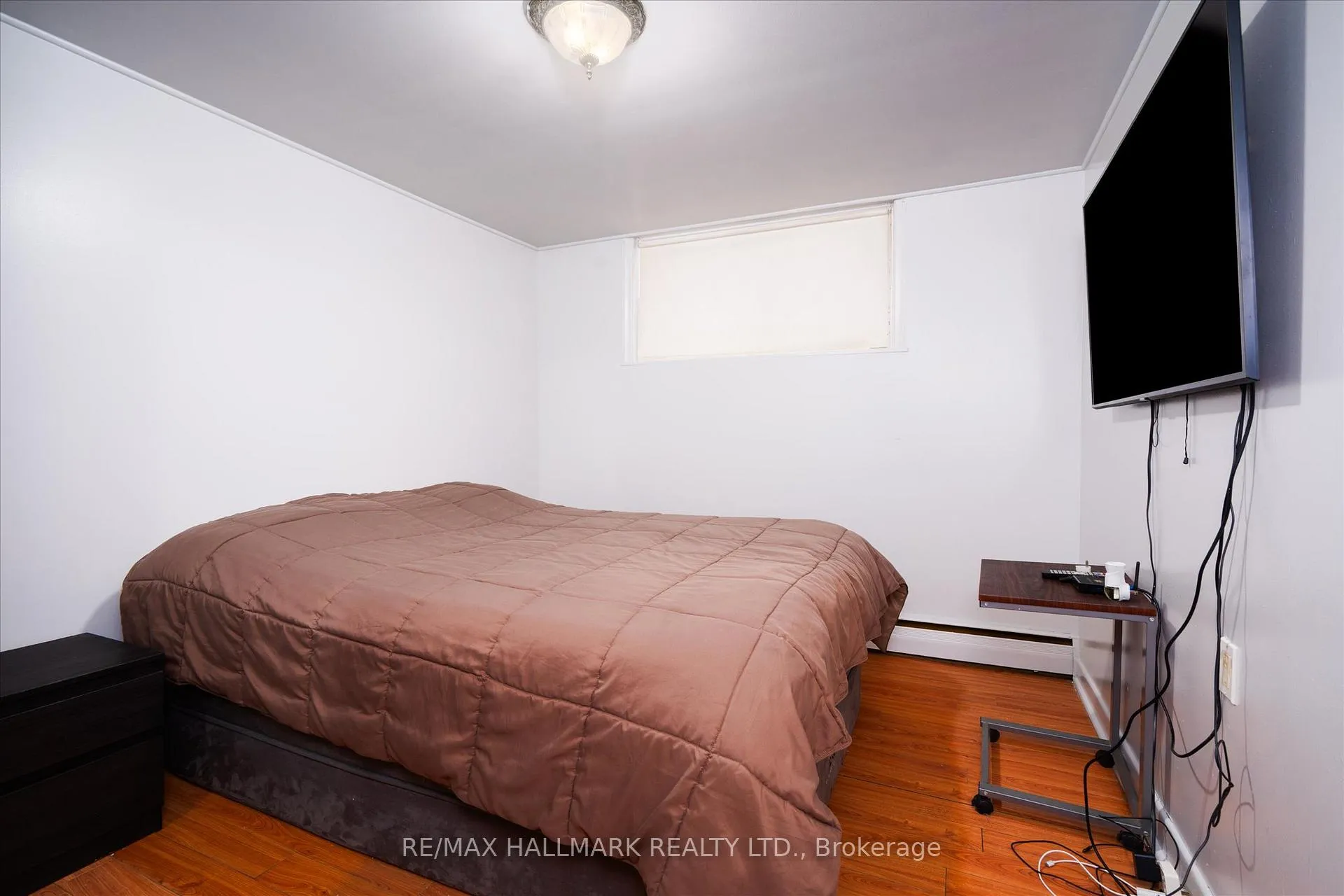 Photo 6 of Unit Lower Bach, 224 Pickering Street, Toronto, East End-Danforth — HOMEH