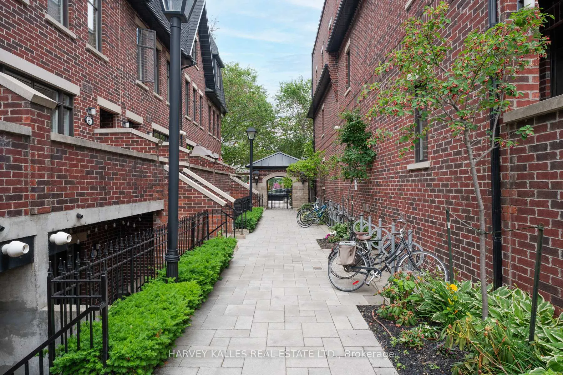 Photo 33 of Unit 45, 140 Broadview Avenue, Toronto, South Riverdale — HOMEH