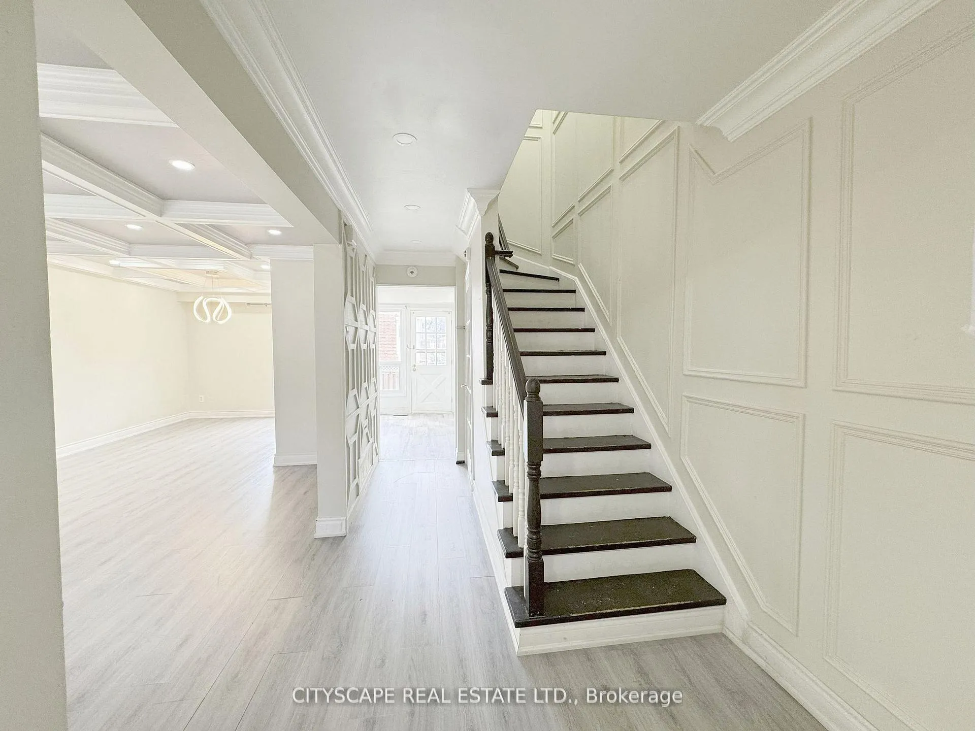 Photo 15 of 62 Barrington Crescent, Brampton, Heart Lake East — HOMEH