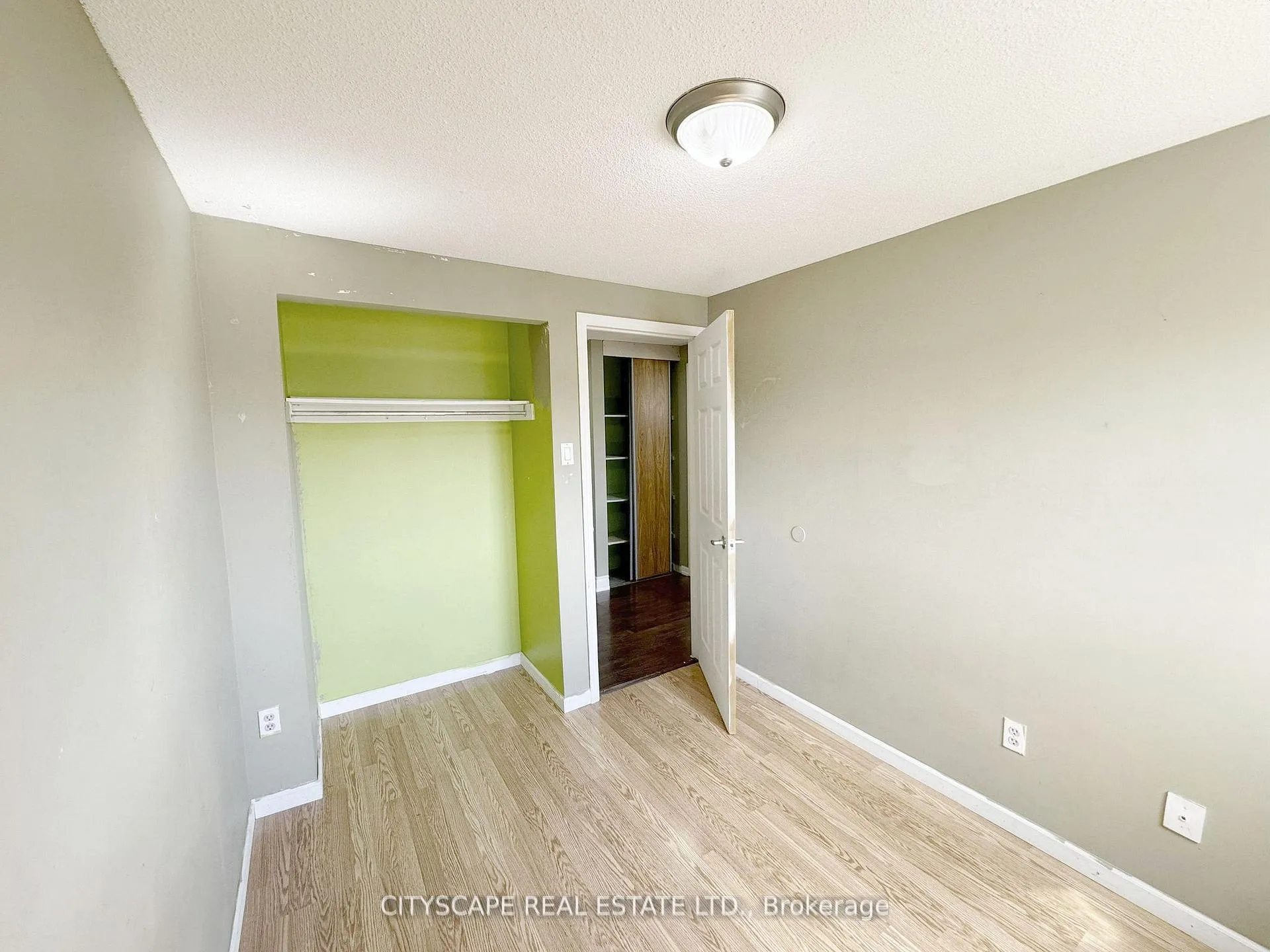 Photo 27 of 62 Barrington Crescent, Brampton, Heart Lake East — HOMEH