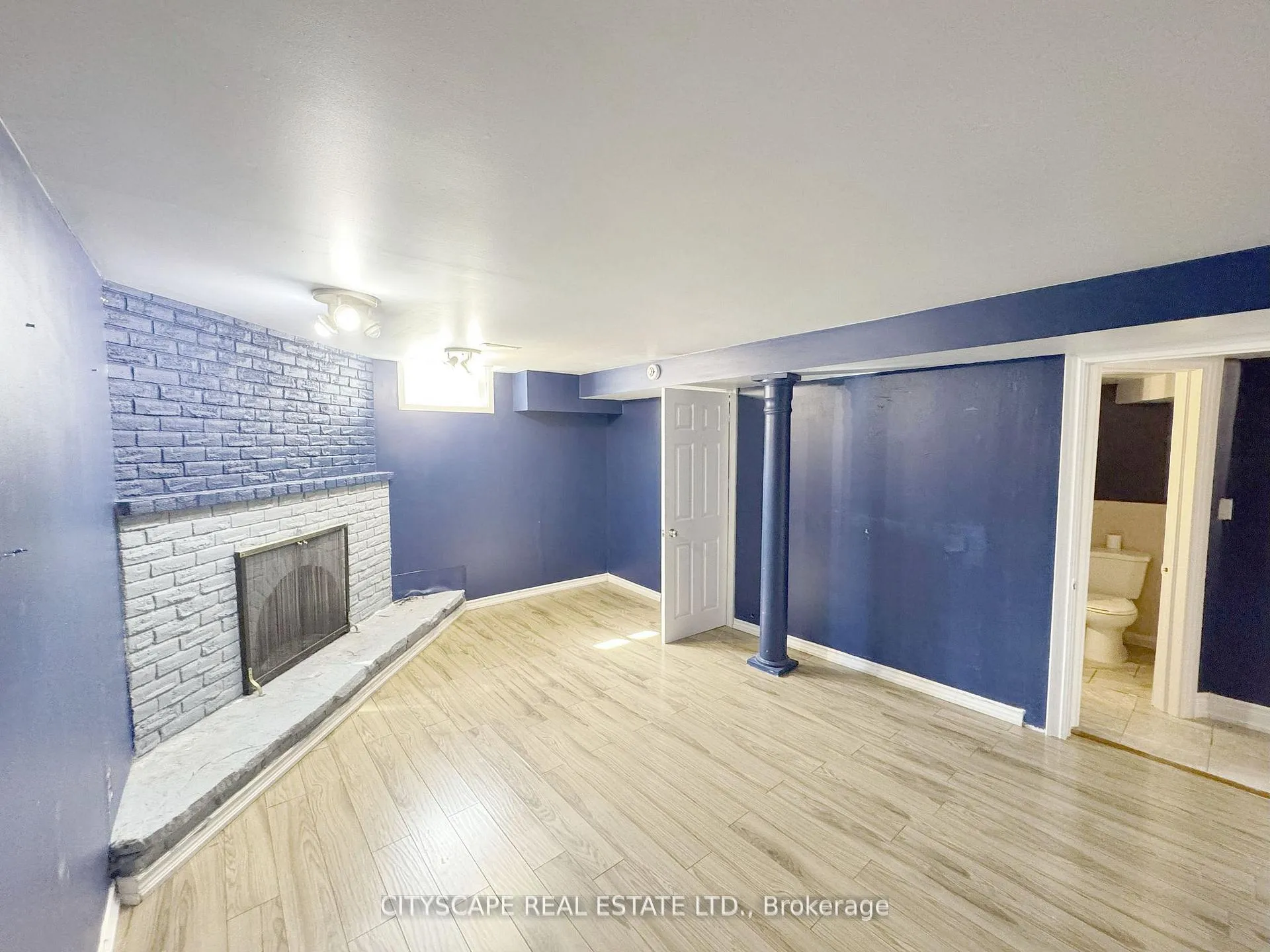 Photo 32 of 62 Barrington Crescent, Brampton, Heart Lake East — HOMEH