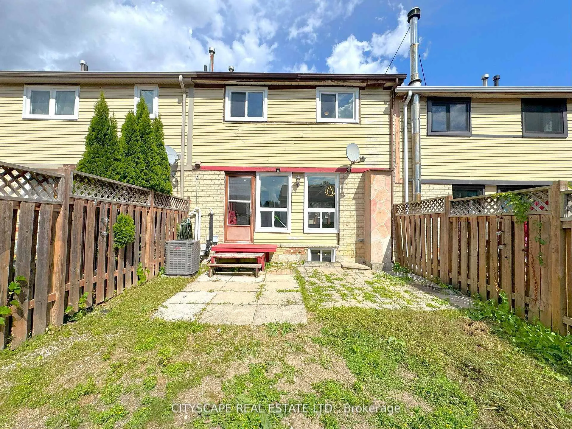 Photo 40 of 62 Barrington Crescent, Brampton, Heart Lake East — HOMEH