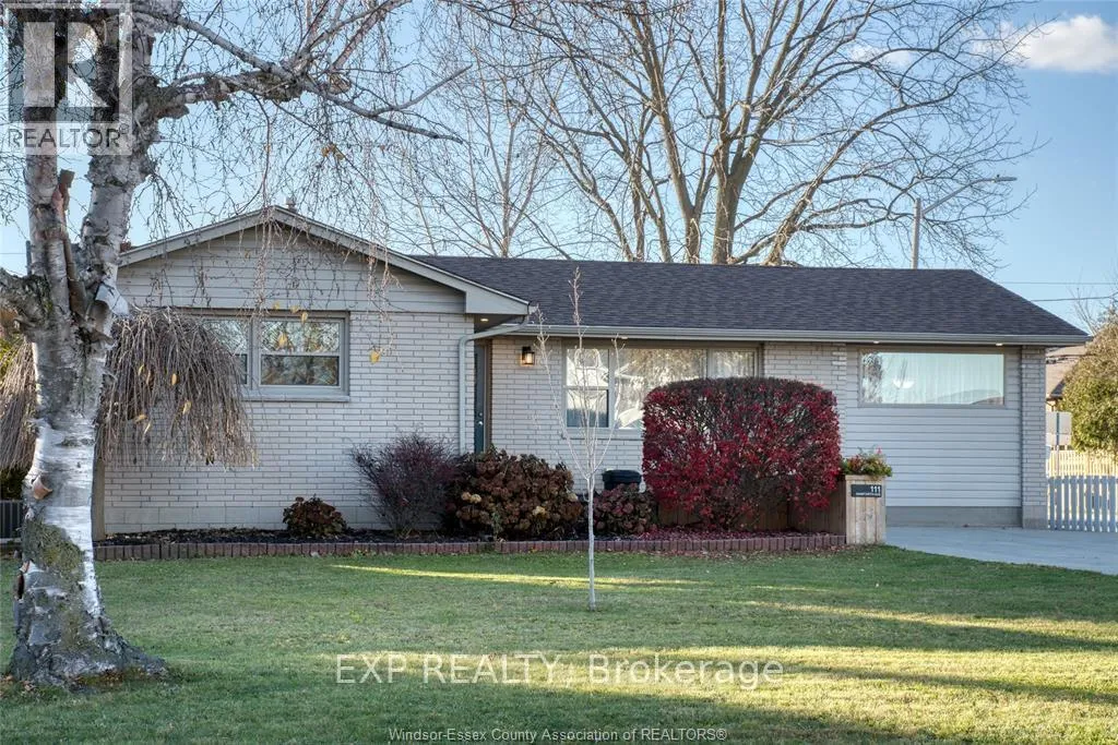 Photo 2 of 111 Danforth Avenue, Leamington — HOMEH
