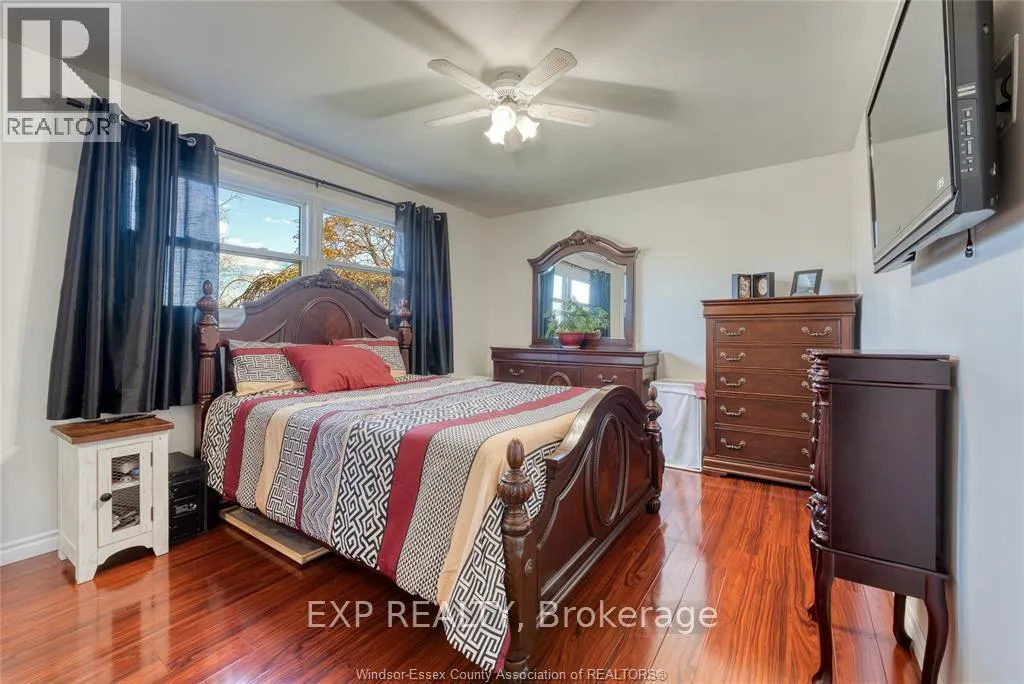 Photo 13 of 111 Danforth Avenue, Leamington — HOMEH