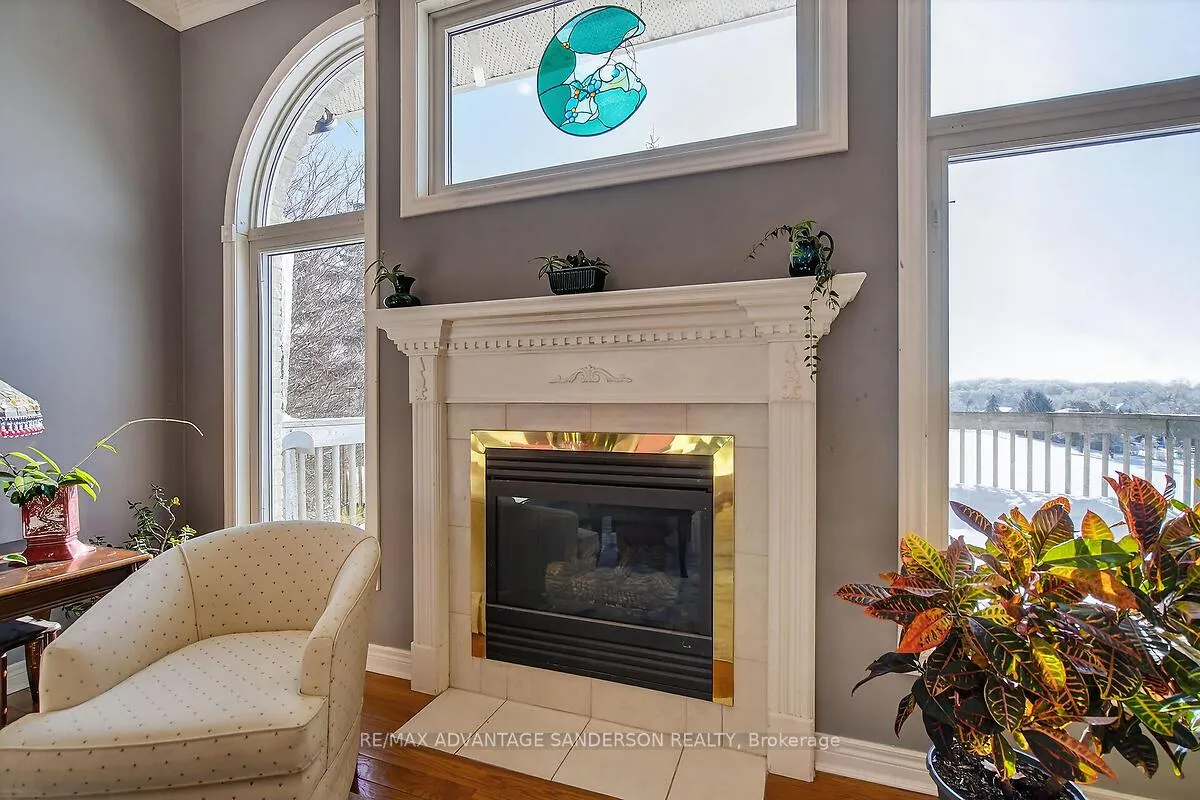 Photo 12 of 23 Birchcrest Drive, Middlesex Centre, Kilworth — HOMEH
