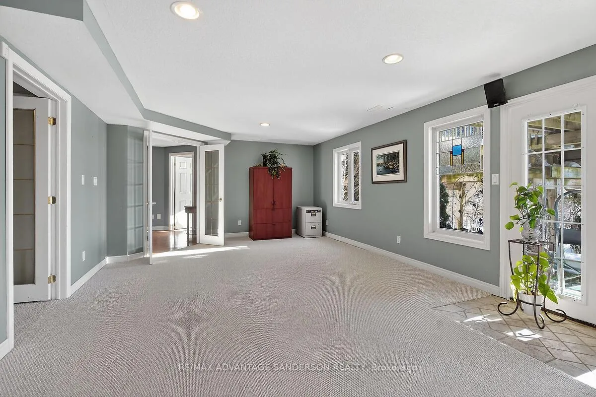 Photo 27 of 23 Birchcrest Drive, Middlesex Centre, Kilworth — HOMEH