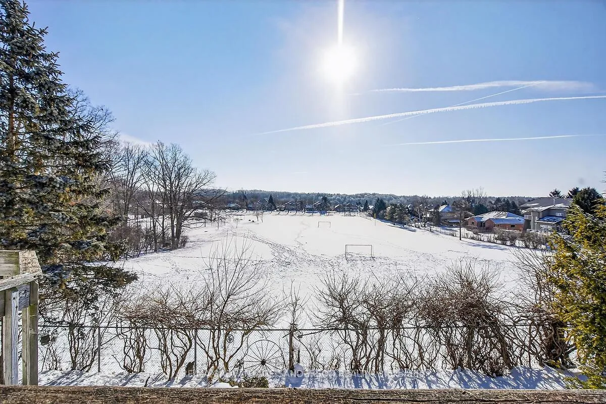 Photo 34 of 23 Birchcrest Drive, Middlesex Centre, Kilworth — HOMEH