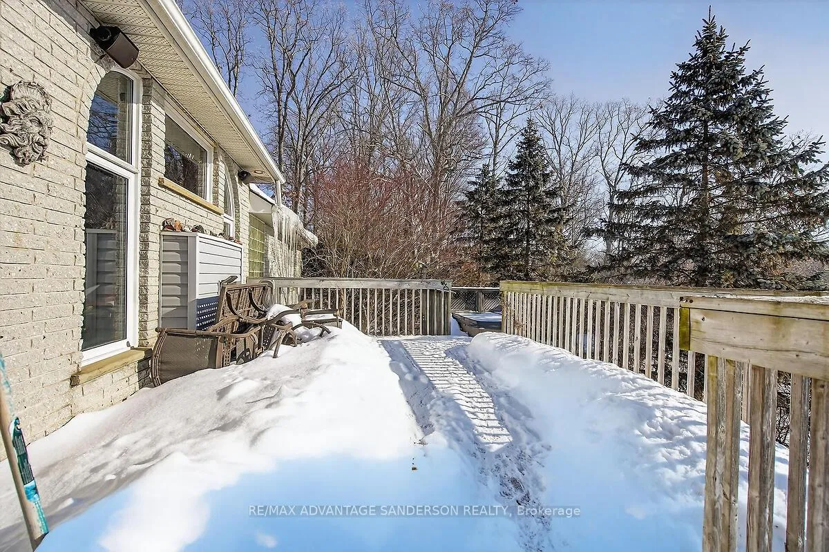 Photo 37 of 23 Birchcrest Drive, Middlesex Centre, Kilworth — HOMEH
