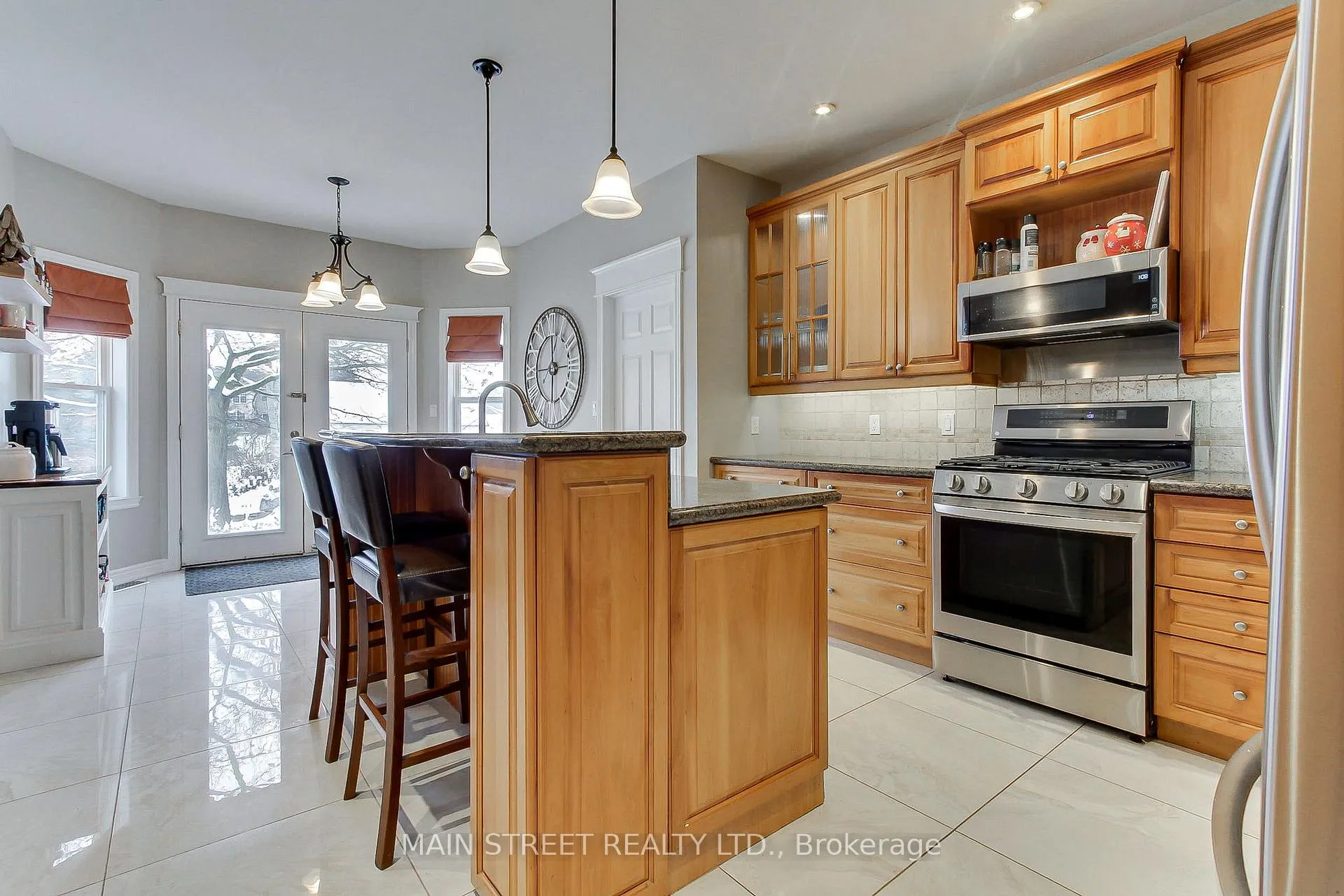Photo 8 of 122 Davis Trail, Essa, Thornton — HOMEH