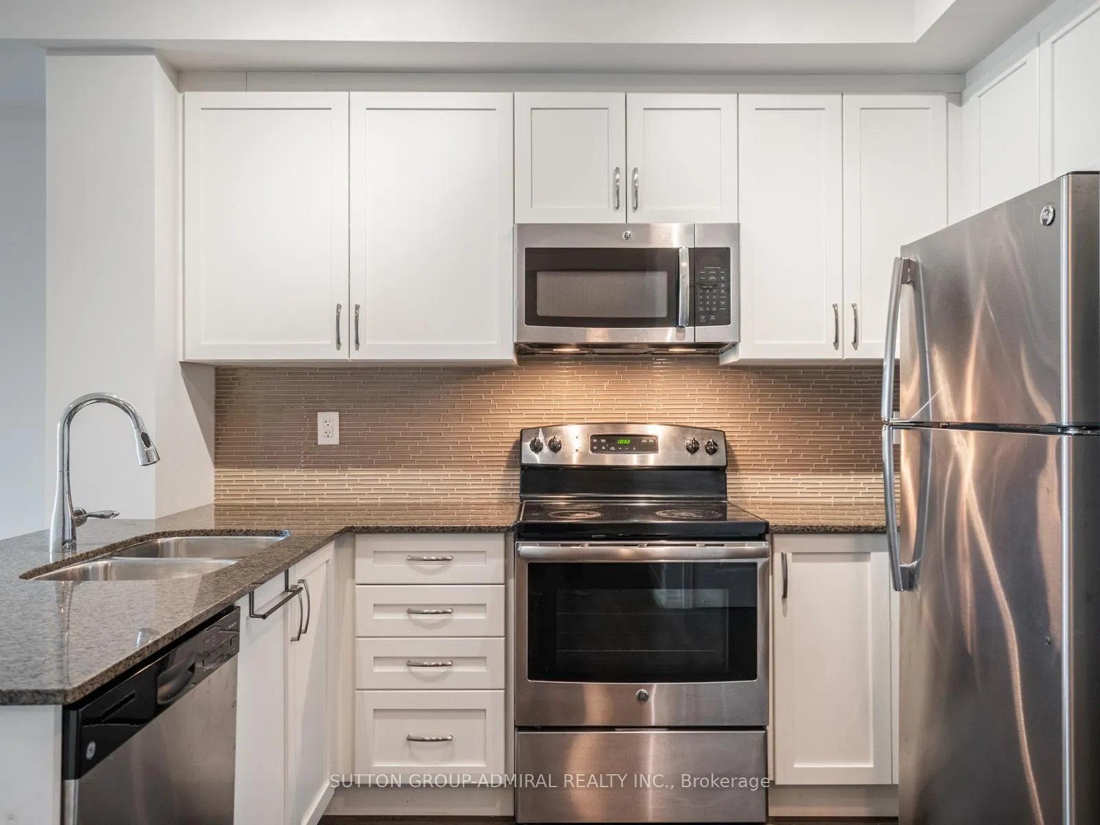 Photo 3 of Unit 204, 34 Plains Road E, Burlington, LaSalle — HOMEH