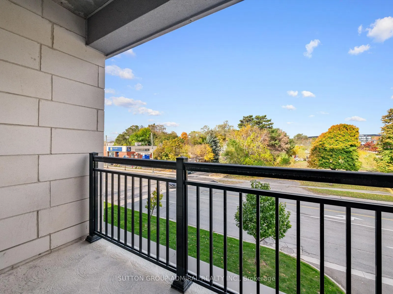Photo 8 of Unit 204, 34 Plains Road E, Burlington, LaSalle — HOMEH