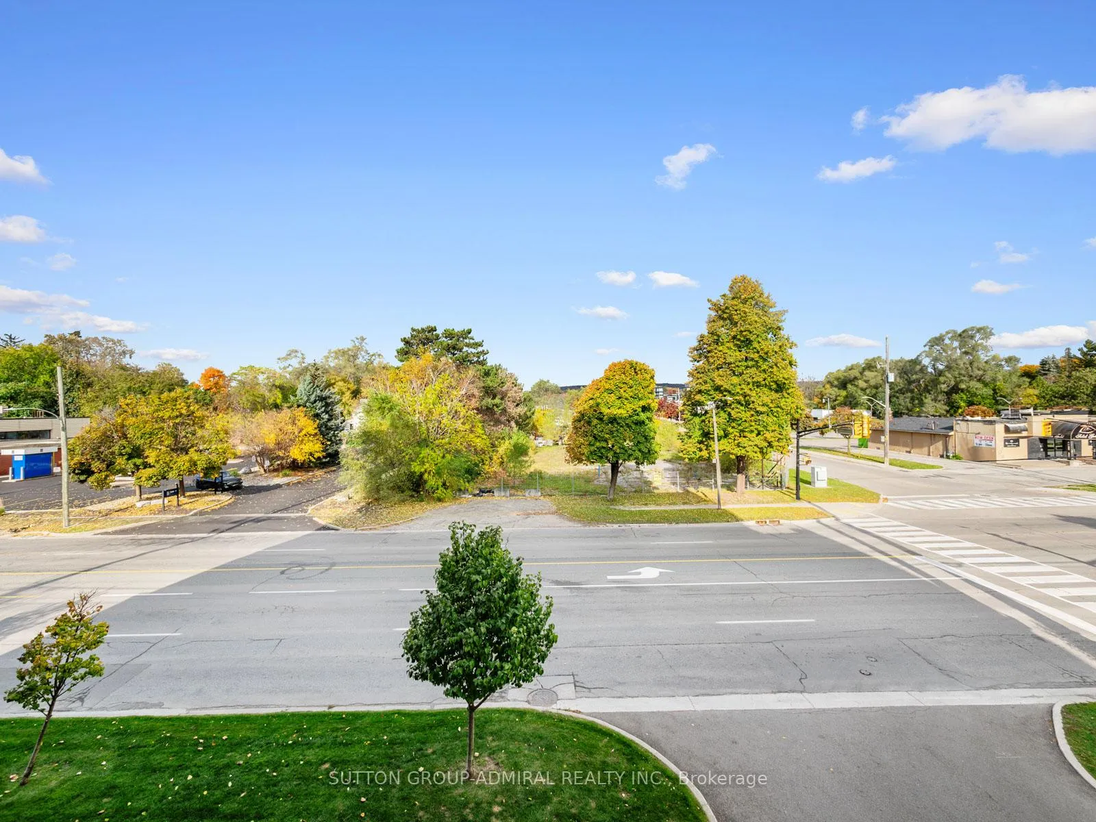 Photo 10 of Unit 204, 34 Plains Road E, Burlington, LaSalle — HOMEH