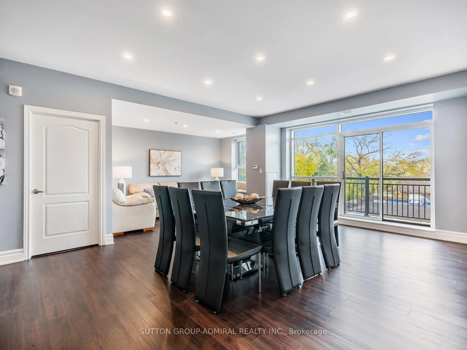 Photo 11 of Unit 204, 34 Plains Road E, Burlington, LaSalle — HOMEH
