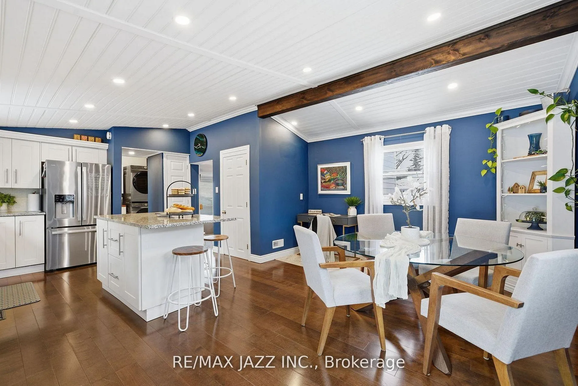 Photo 13 of 922 Byron Street S, Whitby, Downtown Whitby — HOMEH