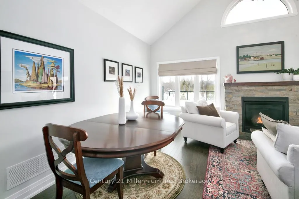 Photo 10 of 74 Kari Crescent, Collingwood — HOMEH