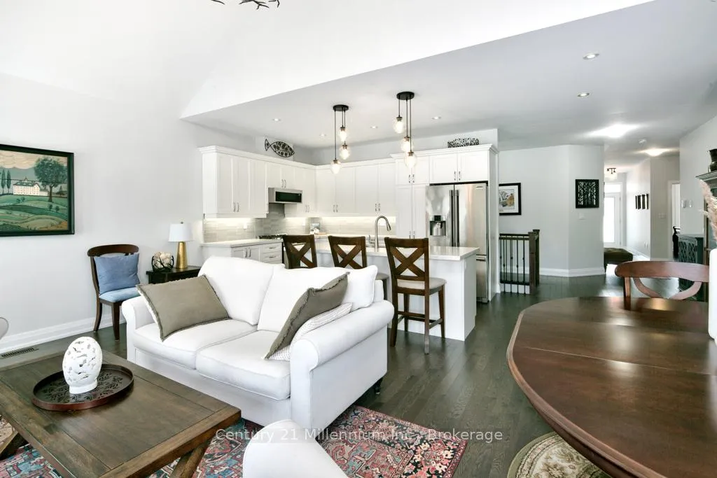 Photo 18 of 74 Kari Crescent, Collingwood — HOMEH
