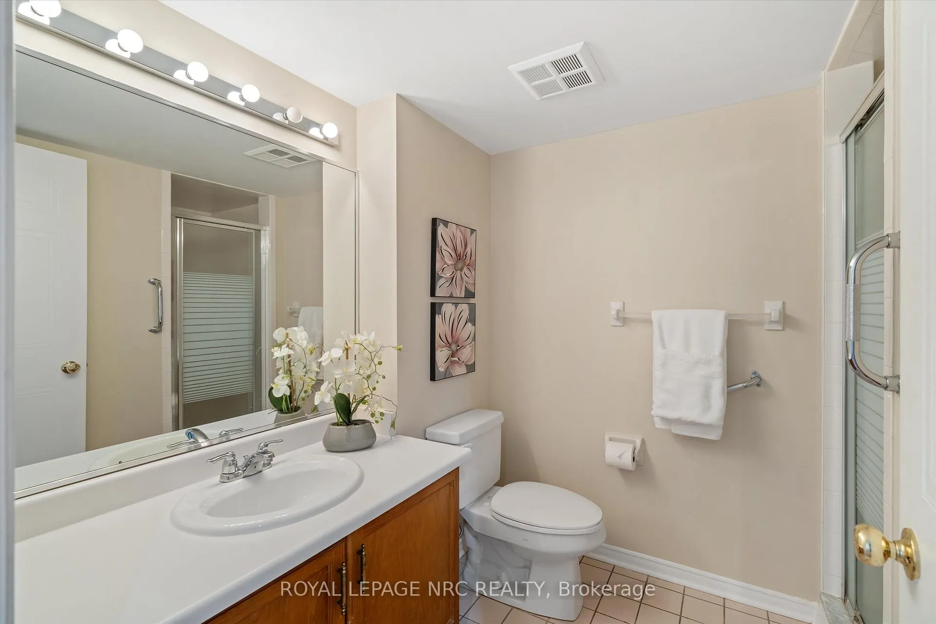 Photo 17 of Unit 303, 3 Towering Hts Boulevard, St. Catharines, Glendale/Glenridge — HOMEH
