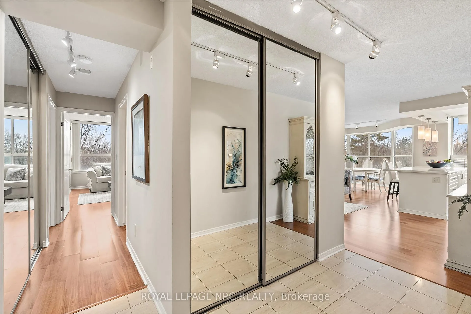 Photo 27 of Unit 303, 3 Towering Hts Boulevard, St. Catharines, Glendale/Glenridge — HOMEH