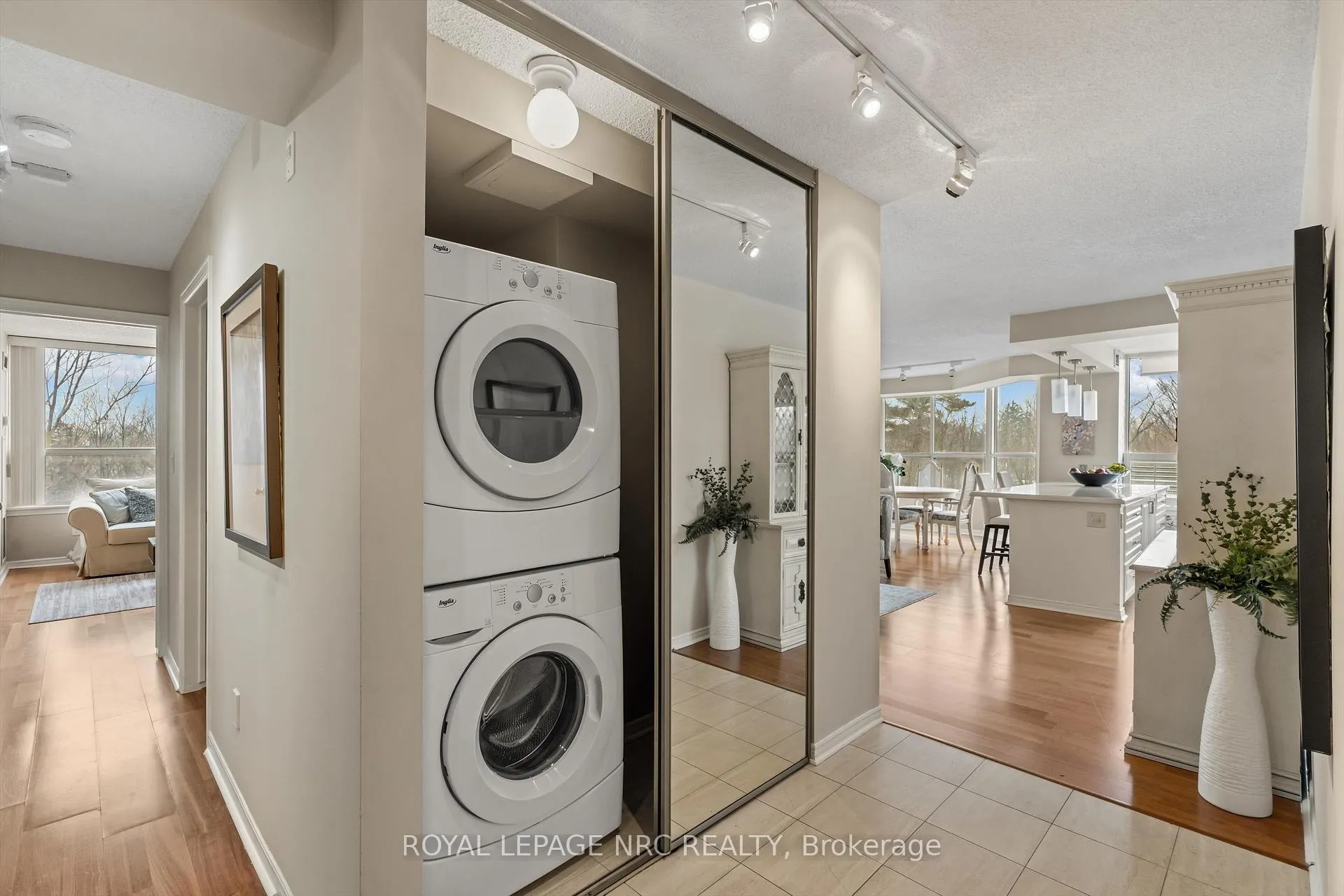 Photo 28 of Unit 303, 3 Towering Hts Boulevard, St. Catharines, Glendale/Glenridge — HOMEH